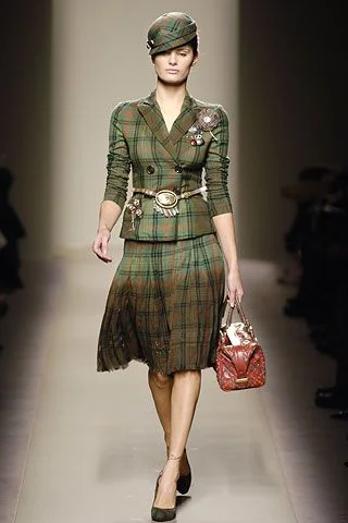 Look 19